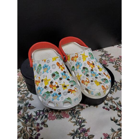 Crocs Pokémon Classic Multi color Size J5 Limited Edition - Picture 2 of 7